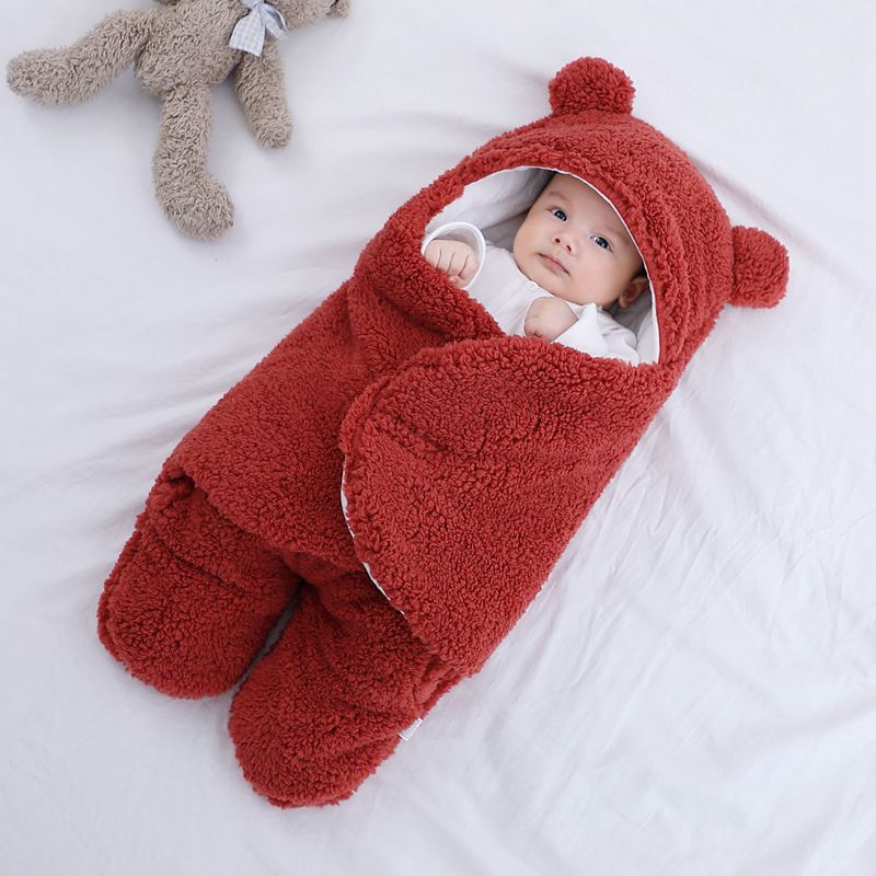 DreamNest Baby Swaddle – Cozy Cocoon for Peaceful Dreams