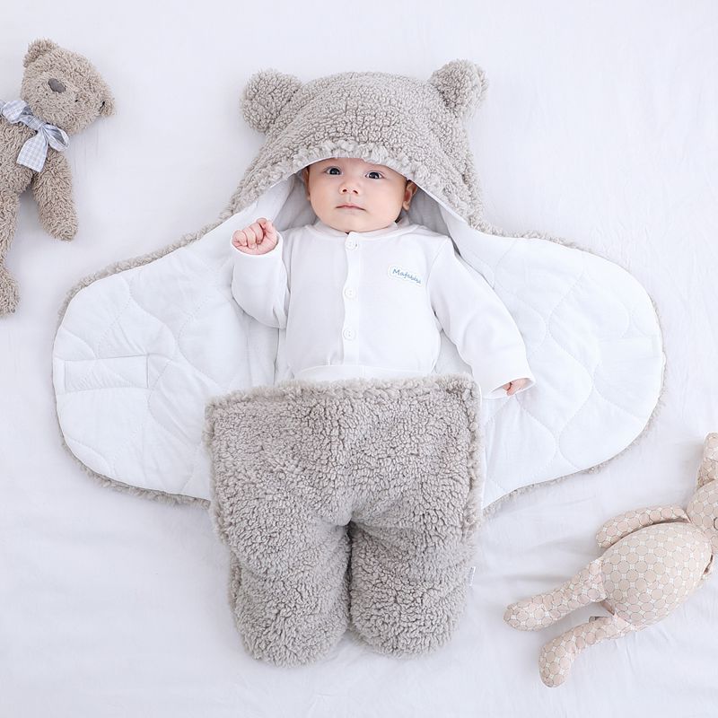 DreamNest Baby Swaddle – Cozy Cocoon for Peaceful Dreams