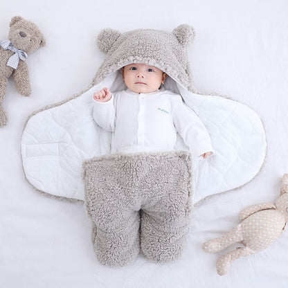 DreamNest Baby Swaddle – Cozy Cocoon for Peaceful Dreams