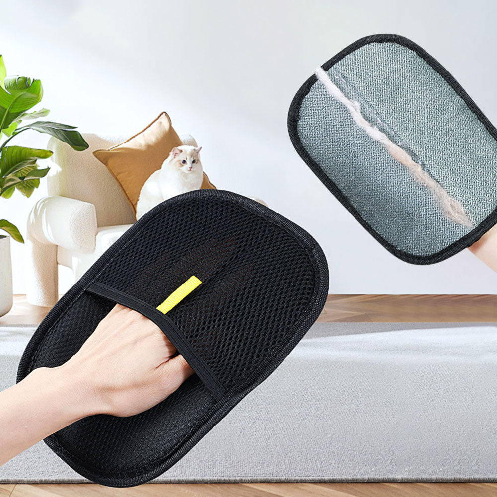 Gentle Clean Pet Glove – Where Grooming and Cleaning Come Together